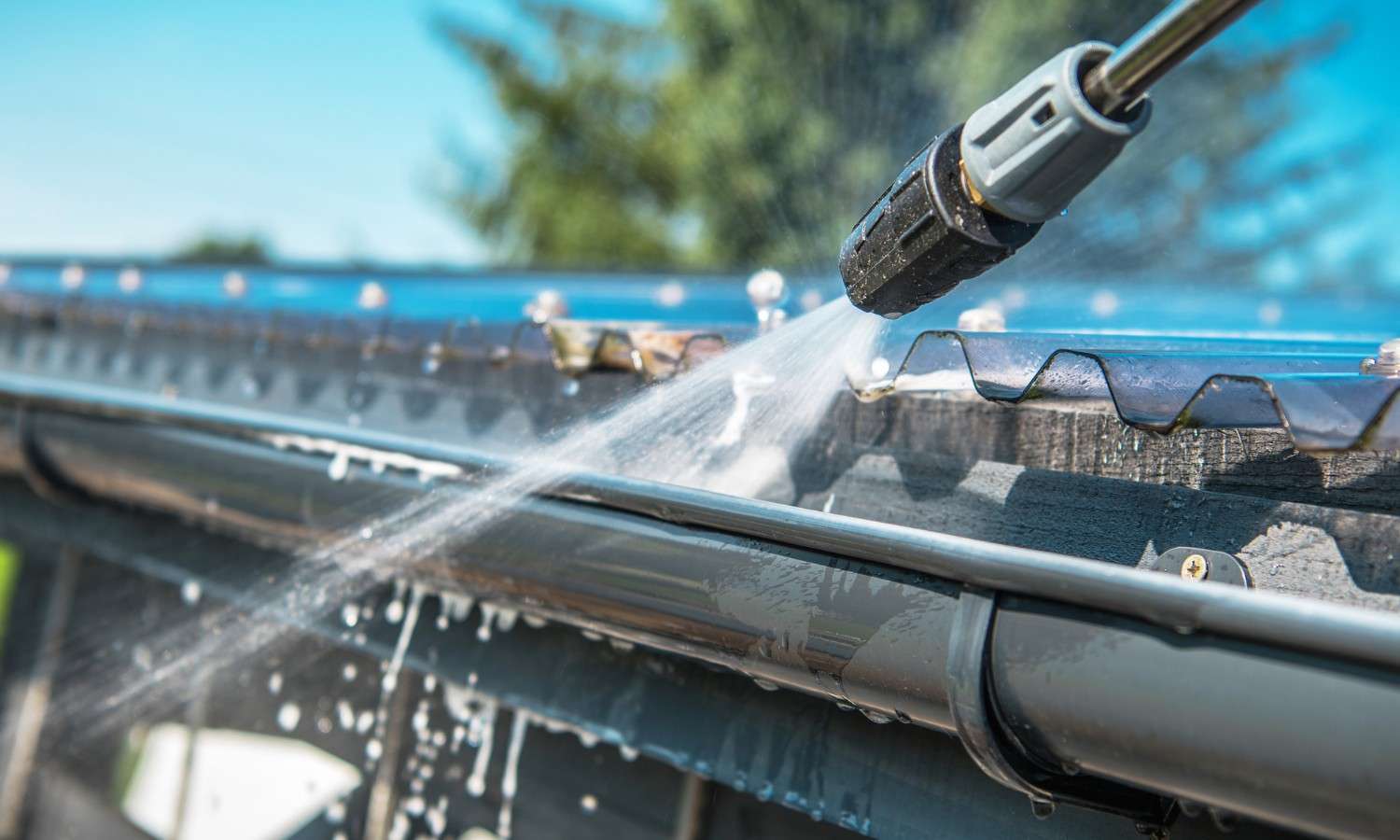 Gutter Cleaning Toronto